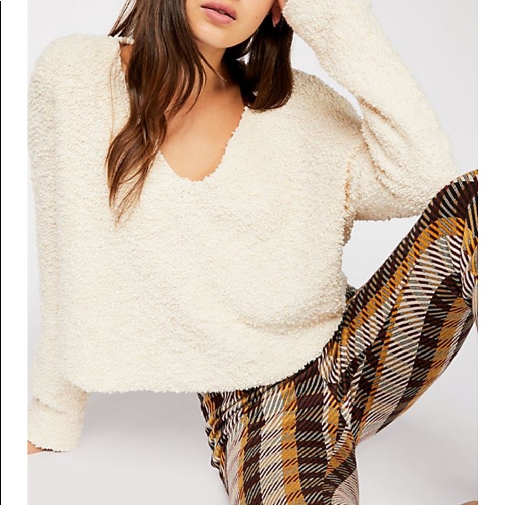 Soft cropped cream sweater